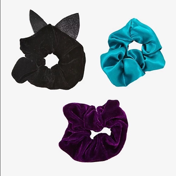 Hot Topic Accessories - Cat Ear scrunchie set hot topic